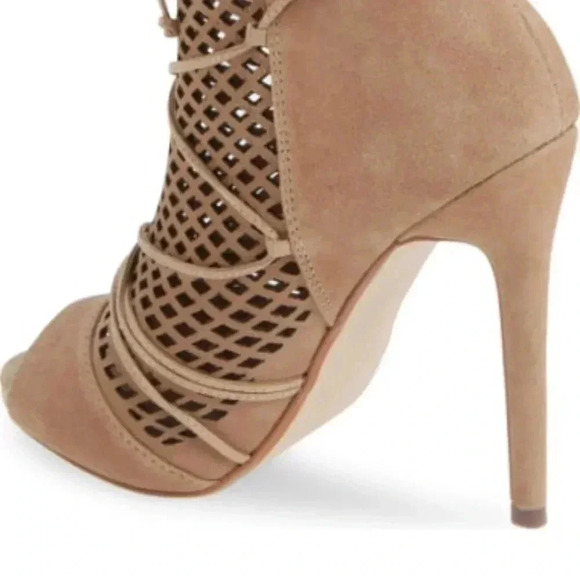 [Steve Madden]  NEW 'Maddye' Peep Toe Bootie - Picture 3 of 3